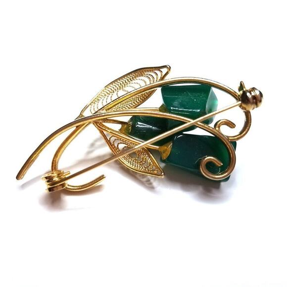 Vintage Green Gemstone Gold Plated Filigree Brooch, Nephrite Stones, 2 Inches - Picture 5 of 7